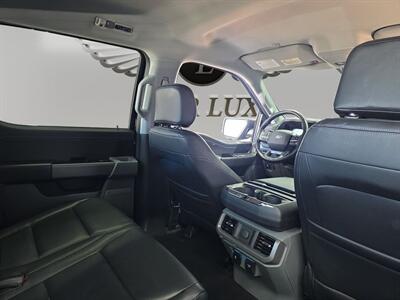 2024 Ford F-150 Lightning Flash   - Photo 15 - Lennox, CA 90304