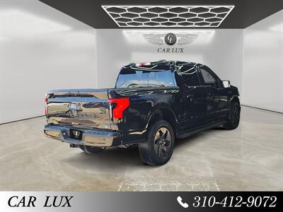 2024 Ford F-150 Lightning Flash   - Photo 5 - Lennox, CA 90304