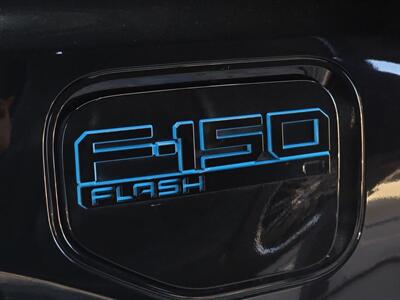 2024 Ford F-150 Lightning Flash   - Photo 30 - Lennox, CA 90304
