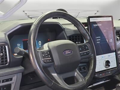 2024 Ford F-150 Lightning Flash   - Photo 10 - Lennox, CA 90304