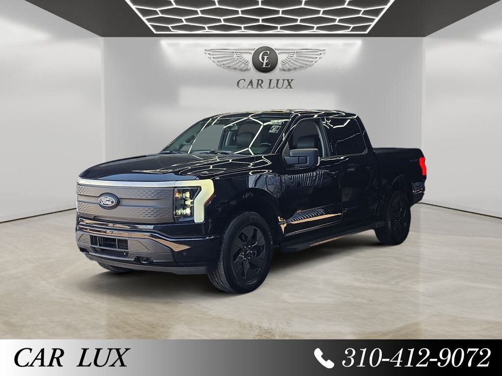 2024 Ford F-150 Lightning Flash   - Photo 1 - Lennox, CA 90304
