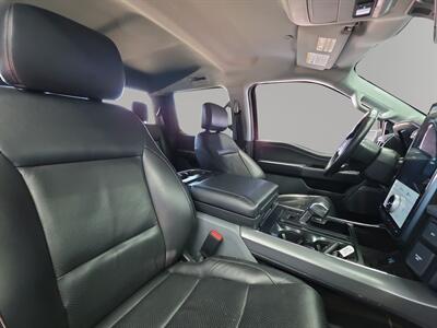 2024 Ford F-150 Lightning Flash   - Photo 20 - Lennox, CA 90304