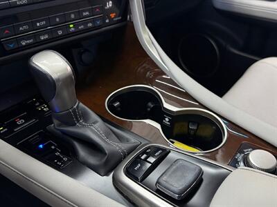 2019 Lexus RX 350   - Photo 23 - Lennox, CA 90304