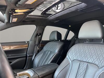 2019 BMW 750i  M SPORT - Photo 9 - Lennox, CA 90304