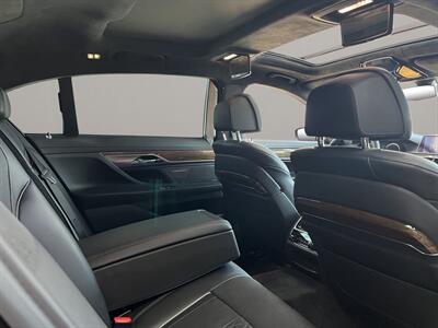 2019 BMW 750i  M SPORT - Photo 17 - Lennox, CA 90304