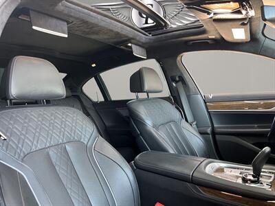 2019 BMW 750i  M SPORT - Photo 16 - Lennox, CA 90304