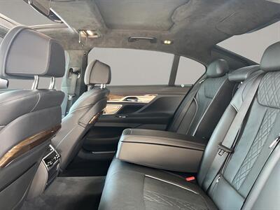 2019 BMW 750i  M SPORT - Photo 12 - Lennox, CA 90304