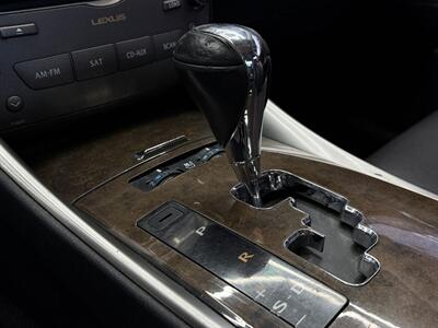 2012 Lexus IS 250   - Photo 20 - Lennox, CA 90304