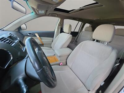 2009 Toyota Highlander Hybrid   - Photo 18 - Lennox, CA 90304