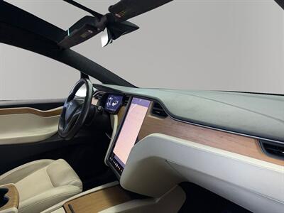2020 Tesla Model X Long Range   - Photo 16 - Lennox, CA 90304