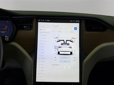 2020 Tesla Model X Long Range   - Photo 22 - Lennox, CA 90304