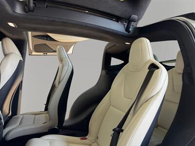 2020 Tesla Model X Long Range   - Photo 18 - Lennox, CA 90304