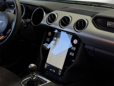 2019 Ford Mustang GT   - Photo 11 - Lennox, CA 90304