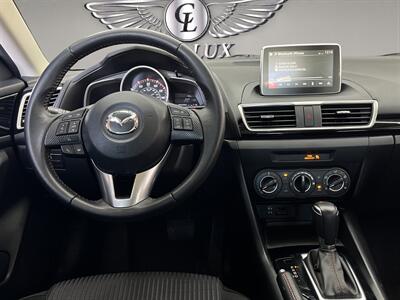 2015 Mazda Mazda3 i Touring   - Photo 13 - Lennox, CA 90304