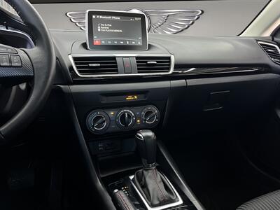 2015 Mazda Mazda3 i Touring   - Photo 14 - Lennox, CA 90304