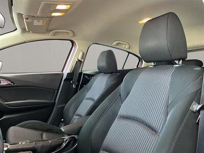 2015 Mazda Mazda3 i Touring   - Photo 9 - Lennox, CA 90304