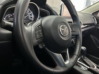 2015 Mazda Mazda3 i Touring   - Photo 20 - Lennox, CA 90304