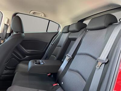 2015 Mazda Mazda3 i Touring   - Photo 12 - Lennox, CA 90304