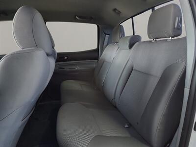 2014 Toyota Tacoma V6   - Photo 13 - Lennox, CA 90304