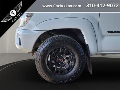 2014 Toyota Tacoma V6   - Photo 9 - Lennox, CA 90304