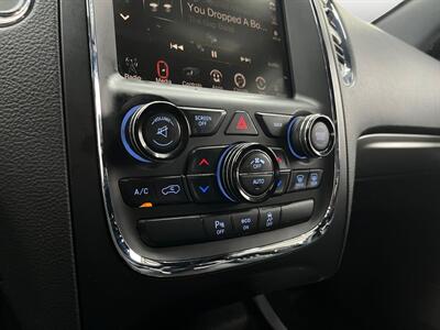 2015 Dodge Durango R/T   - Photo 19 - Lennox, CA 90304
