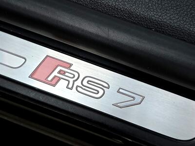 2015 Audi RS 7 4.0T Prestige quattro   - Photo 21 - Lennox, CA 90304