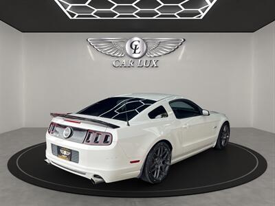 2013 Ford Mustang GT   - Photo 7 - Lennox, CA 90304