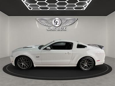 2013 Ford Mustang GT   - Photo 4 - Lennox, CA 90304