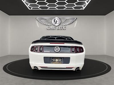 2013 Ford Mustang GT   - Photo 6 - Lennox, CA 90304