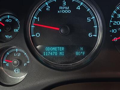 2012 Chevrolet Avalanche LTZ   - Photo 11 - Lennox, CA 90304