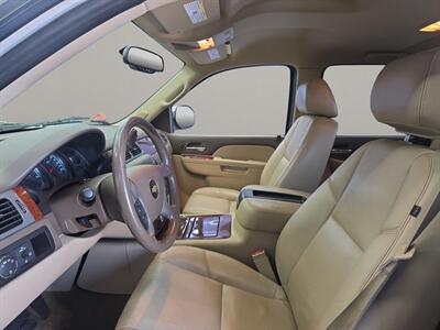 2012 Chevrolet Avalanche LTZ   - Photo 9 - Lennox, CA 90304