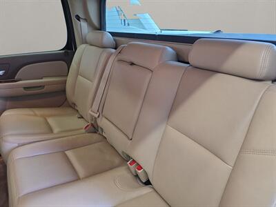 2012 Chevrolet Avalanche LTZ   - Photo 12 - Lennox, CA 90304