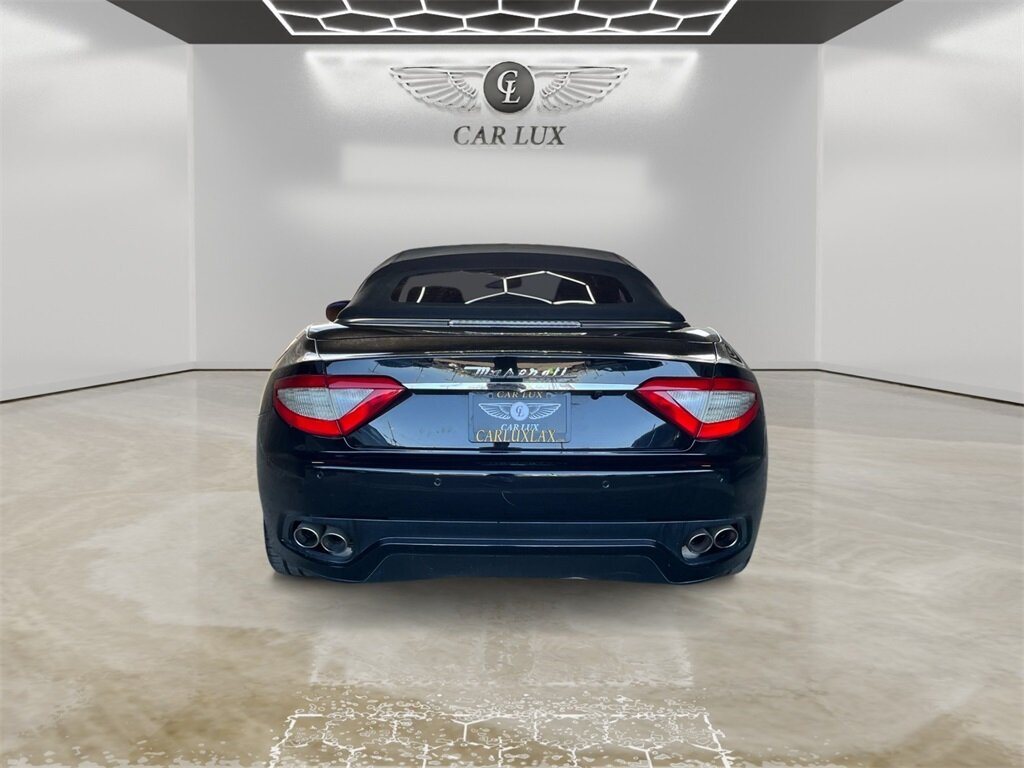 2016 Maserati Granturismo Sport photo 3