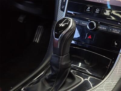 2018 INFINITI Q60 Red Sport 400 - Photo 17 - Lennox, CA 90304