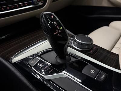 2020 BMW 530i - Photo 19 - Lennox, CA 90304