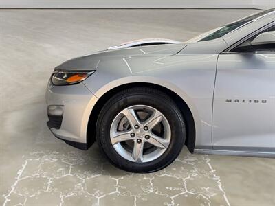 2020 Chevrolet Malibu LS 1FL - Photo 14 - Lennox, CA 90304