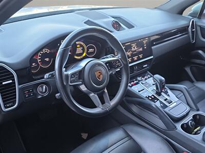 2019 Porsche Cayenne   - Photo 12 - Lennox, CA 90304