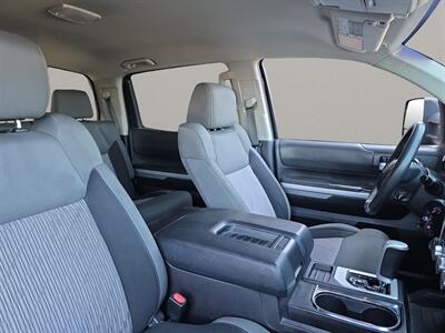 2015 Toyota Tundra SR5 CrewMax   - Photo 17 - Lennox, CA 90304