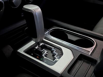 2015 Toyota Tundra SR5 CrewMax   - Photo 12 - Lennox, CA 90304