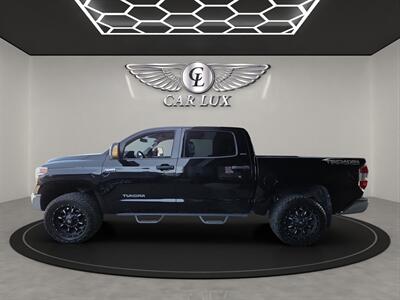 2015 Toyota Tundra SR5 CrewMax   - Photo 4 - Lennox, CA 90304