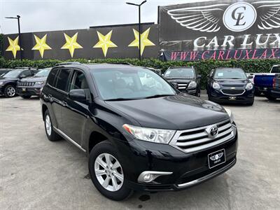 2013 Toyota Highlander Plus   - Photo 2 - Lennox, CA 90304