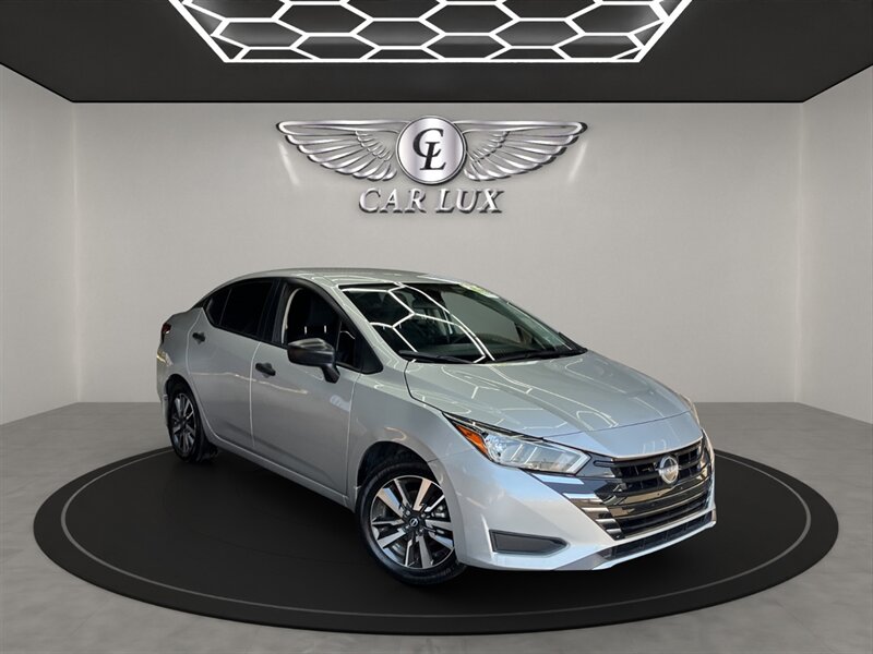 2024 Nissan Versa 1.6 S  