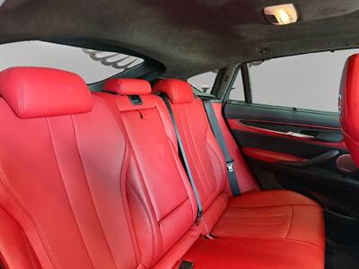 2019 BMW X6 M   - Photo 29 - Lennox, CA 90304