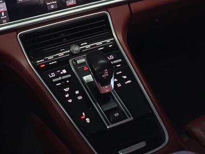 2018 Porsche Panamera 4S   - Photo 18 - Lennox, CA 90304
