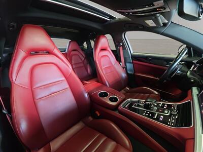 2018 Porsche Panamera 4S   - Photo 22 - Lennox, CA 90304