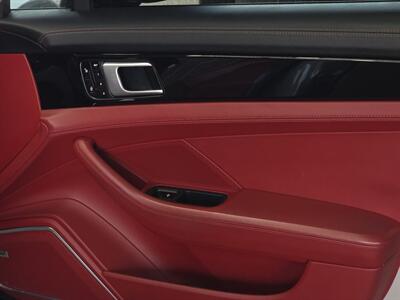 2018 Porsche Panamera 4S   - Photo 37 - Lennox, CA 90304