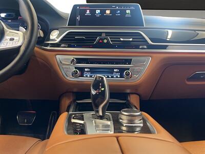 2020 BMW 750i xDrive  M SPORT - Photo 17 - Lennox, CA 90304