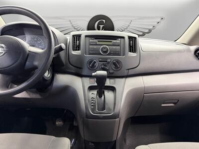 2016 Nissan NV200 S   - Photo 11 - Lennox, CA 90304