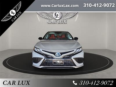 2021 Toyota Camry Hybrid XSE   - Photo 2 - Lennox, CA 90304