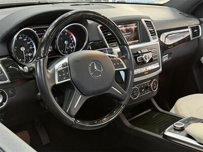 2015 Mercedes-Benz GL 550 4MATIC®   - Photo 16 - Lennox, CA 90304